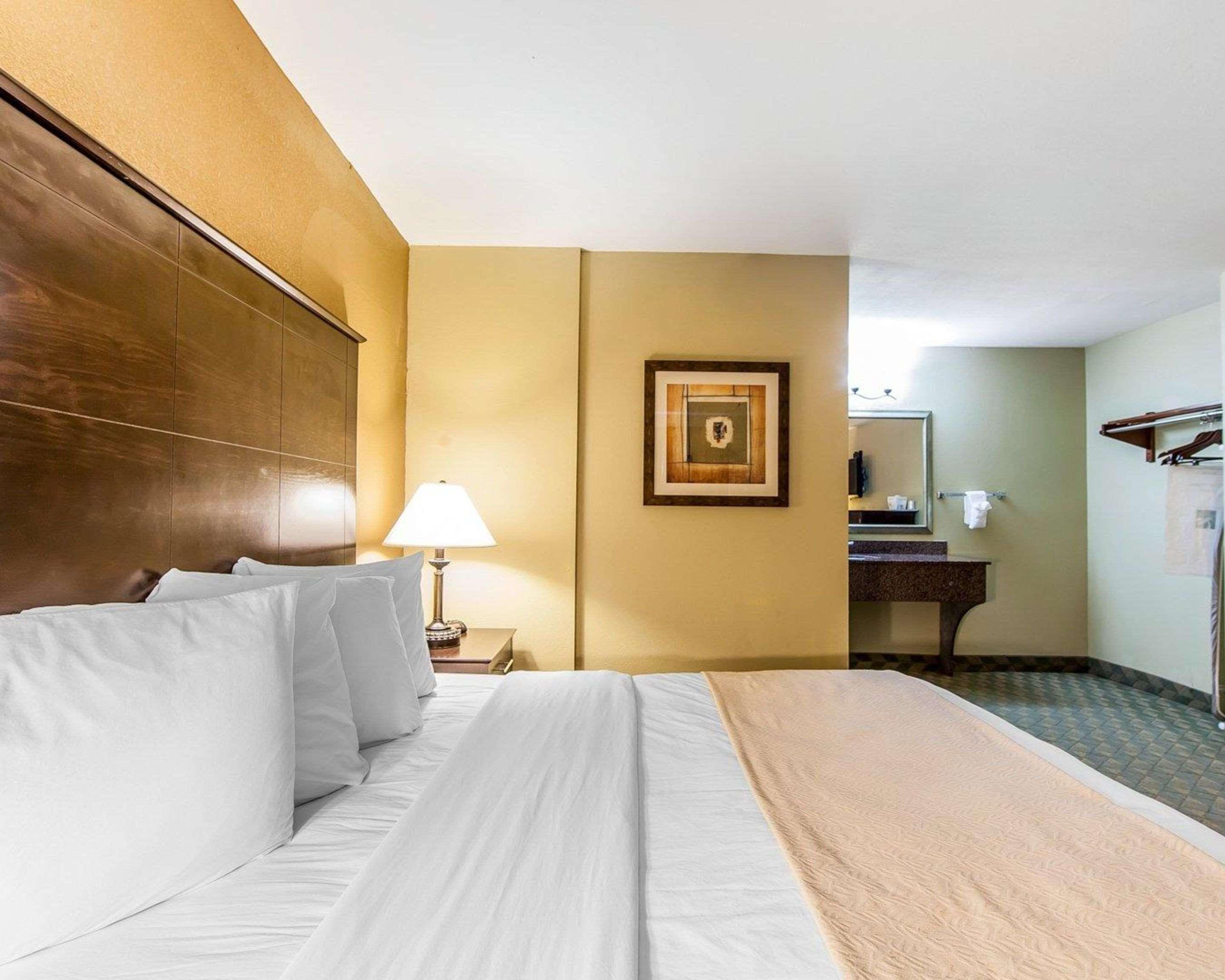 Bremen Quality Inn & Suites מראה חיצוני תמונה
