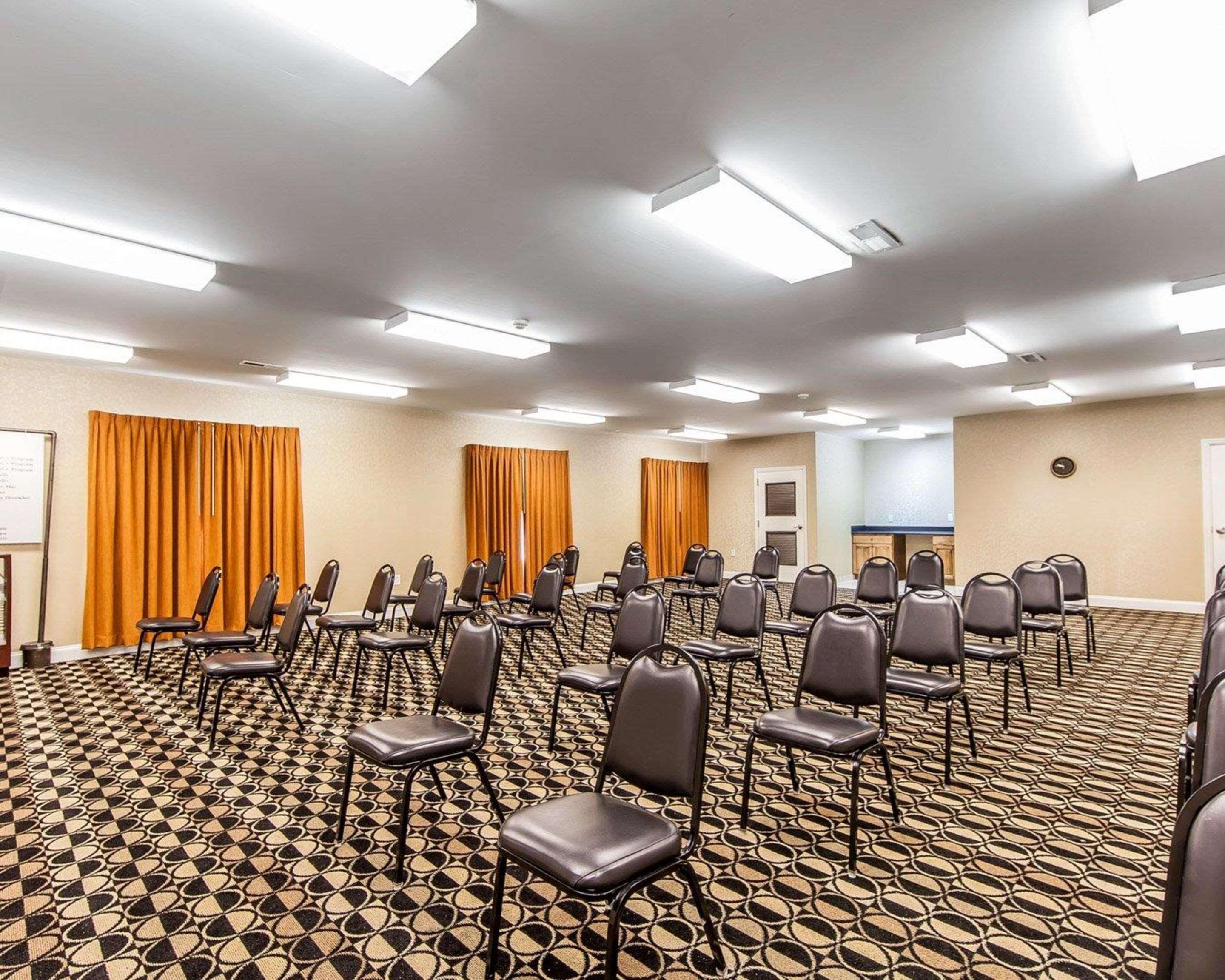 Bremen Quality Inn & Suites מראה חיצוני תמונה